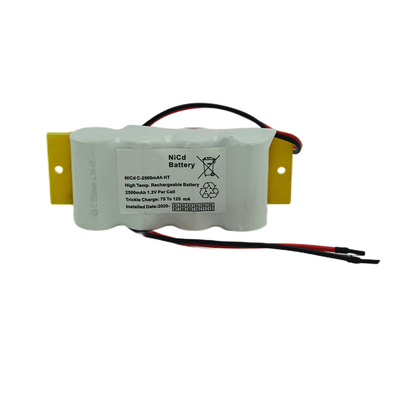 Las baterías de la luz de la salida de emergencia del Cd del Ni de 4,8 voltios C2500mah pegan el tipo
