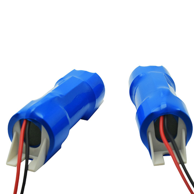 3300 recargables MAh Battery Pack LiFePO4 3.2V con las tazas 26650 del extremo