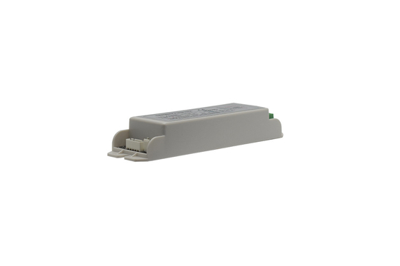 IP20 Conjunto de alimentación de emergencia Inversor de tipo mantenido Potencia total de emergencia ≤ 10 W GS-Q810