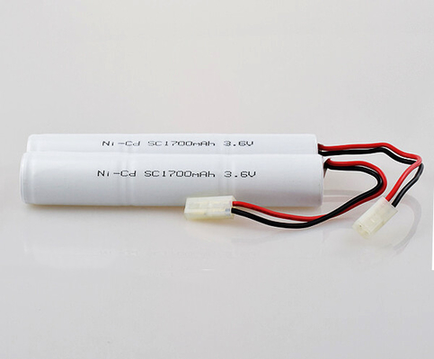 Peso de la célula de la luz de la batería recargable 3,6 V SC1700mAh de NiCd 0.1C