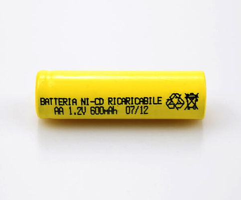 PVC amarillo recargable AA600mAh de la batería del Cd del Ni de 16.6g 1,2 V