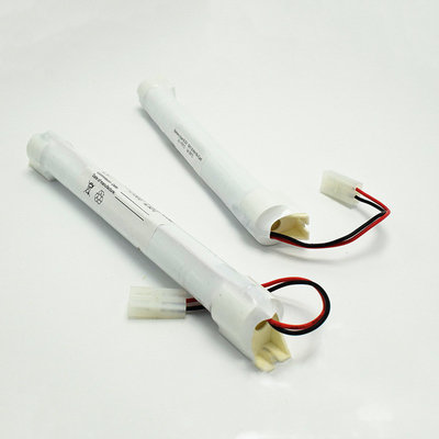 batería NiCd 6V del Cd del Ni de la luz de emergencia 1800mAh con los casquillos de extremo