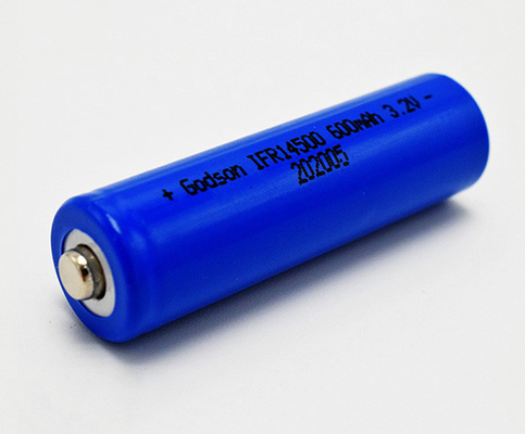 Encendiendo la batería recargable 14500 LiFePO4 de 3,2 voltios favorable al medio ambiente